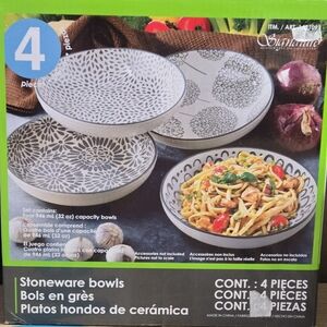 Signature 4 Piece Bowl Set Stoneware Bowls Microwave and Dishwasher Safe